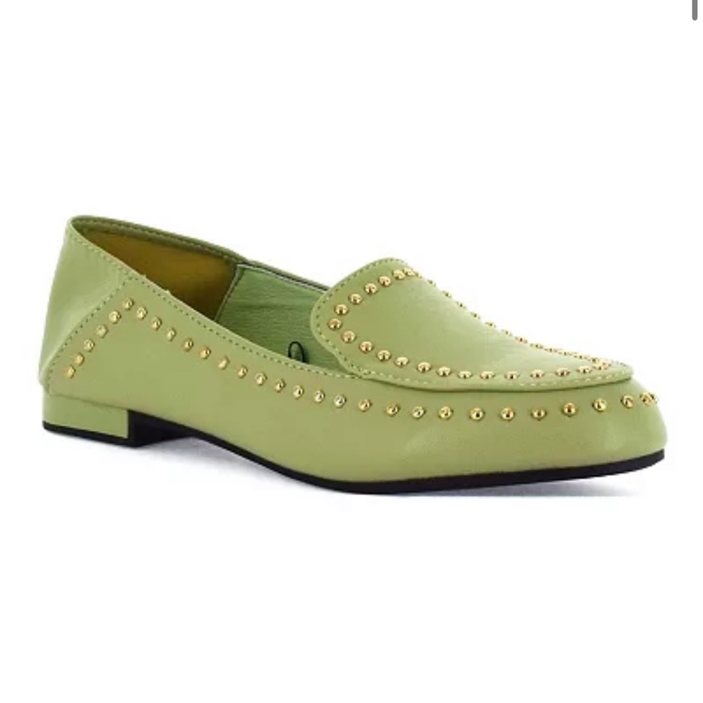 NWOT Seven7 Francesca Light Green Studded Loafers